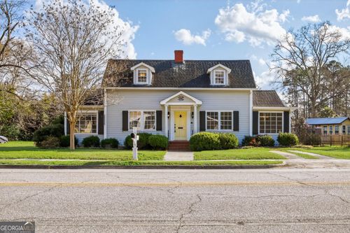 606 W Liberty St, Claxton, GA, 30417-1826 | Card Image