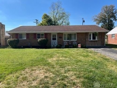 110 W Boitnott Dr, Englewood, OH, 45322-3205 | Card Image