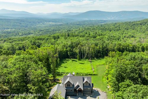 869 County Route 10, Windham, NY, 12496-5107 | Card Image