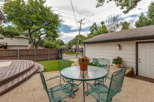 5946 Mercedes Avenue, Dallas, TX, 75206 | Card Image