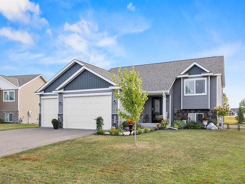 1211 Mulberry Ave Ne, Montgomery, MN, 56069-4211 | Card Image