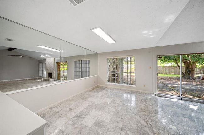 18426 Bent Elm Dr, House other with 3 bedrooms, 2 bathrooms and 2 parking in Spring TX | Image 10