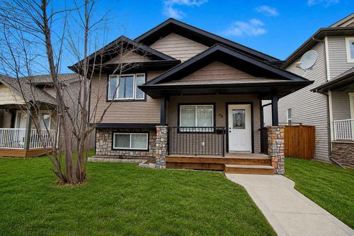 60 Vickers Close, Red Deer, AB, T4R0E6 | Card Image