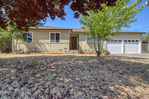3570 Leland Lane, Ukiah, CA, 95482 | Card Image
