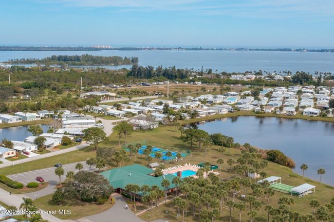 641 Hyacinth Cir, House other with 2 bedrooms, 2 bathrooms and null parking in Barefoot Bay FL | Image 57