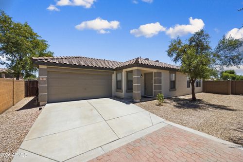 2851 E Cherry Hills Drive, Chandler, AZ, 85249 | Card Image