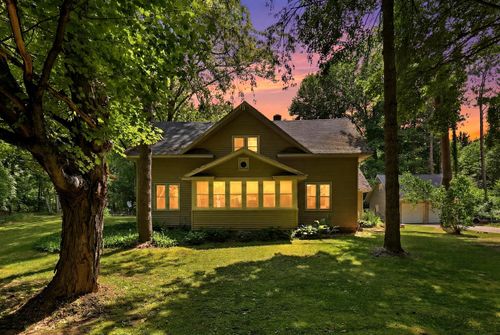 2351 Cook Rd, Hastings, MI, 49058-9619 | Card Image