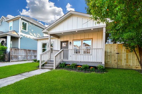 1202 Aurora St, Houston, TX, 77009-1739 | Card Image