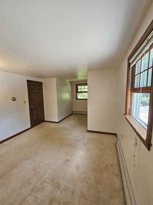 UNIT-5 - 58 Branch Tpke, Condo with 3 bedrooms, 2 bathrooms and null parking in Concord NH | Image 9
