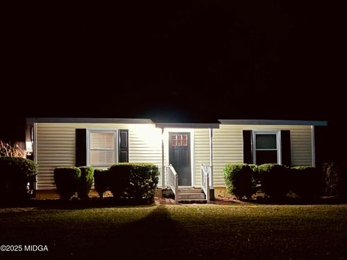 102 Morningside Dr, Jeffersonville, GA, 31044-5706 | Card Image