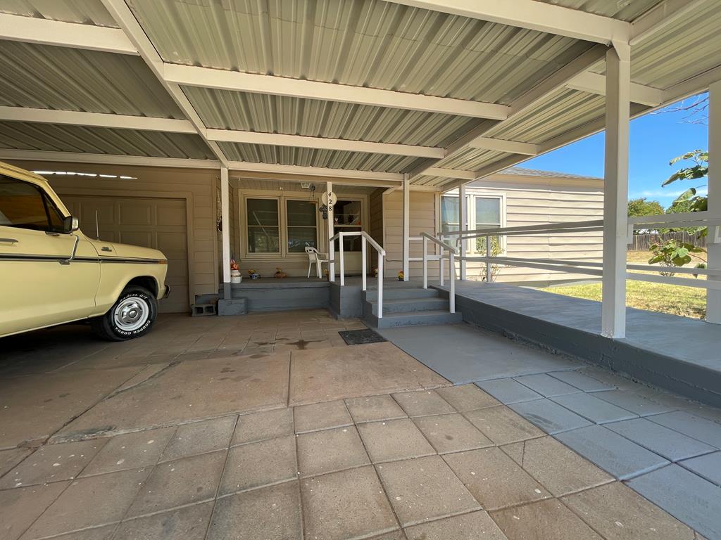 21st St, Colorado City, TX 79512