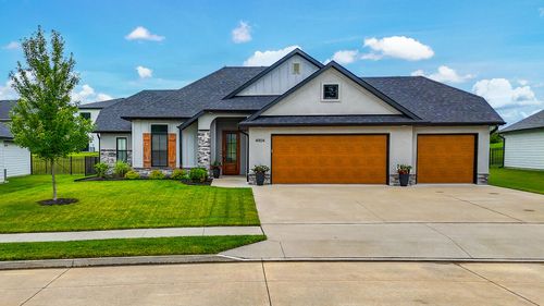 4904 Ballyneal Ct, COLUMBIA, MO, 65201-7983 | Card Image