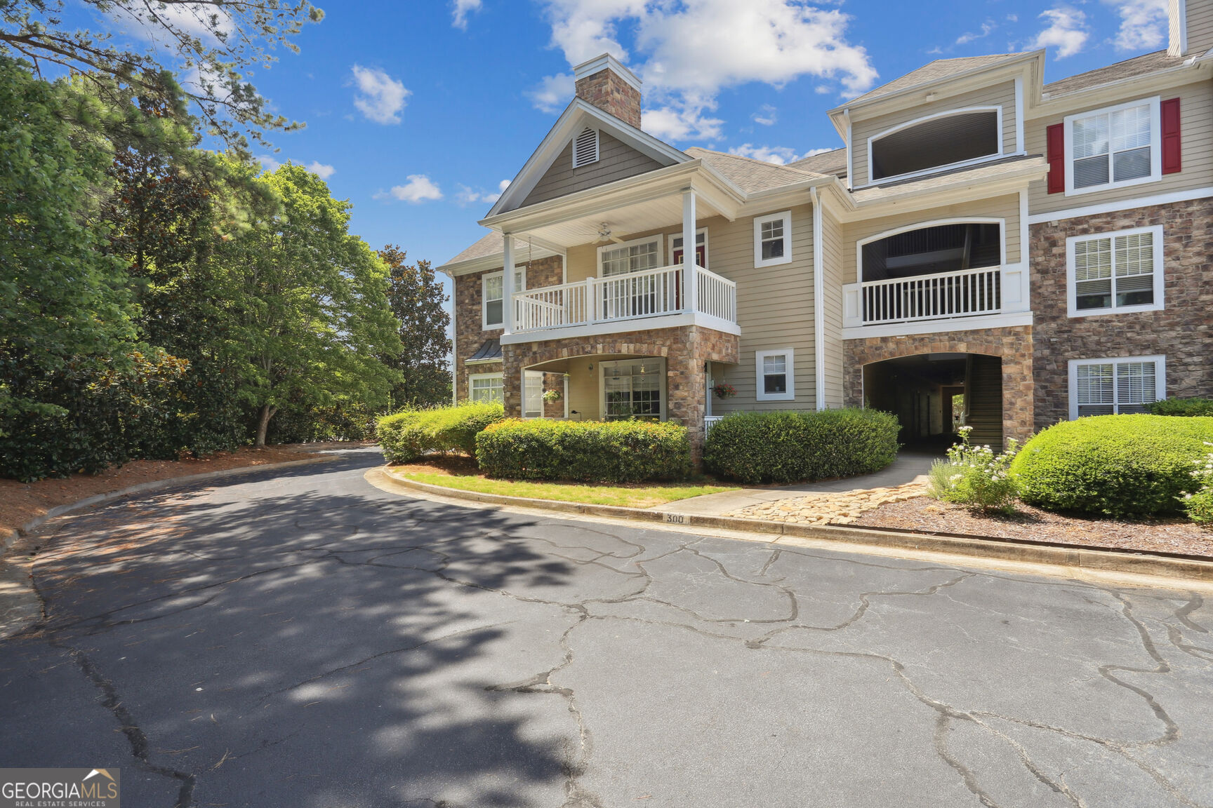 Pembrooke Cir, Alpharetta, GA 30004 #1