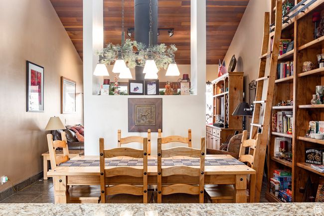 120 - 1433 Crescent Rd, Condo with 2 bedrooms, 3 bathrooms and 1 parking in Park City UT | Image 13