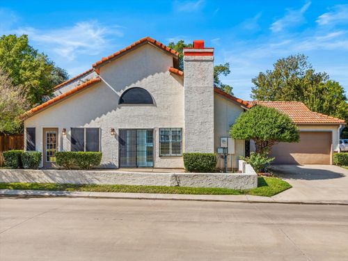 601 Fiesta Cir, Irving, TX, 75063-4576 | Card Image