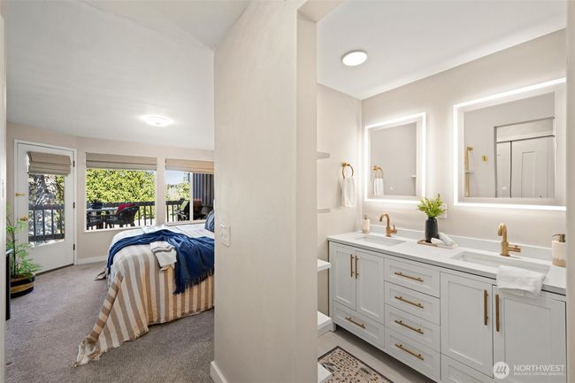 Primary ensuite. | Image 19