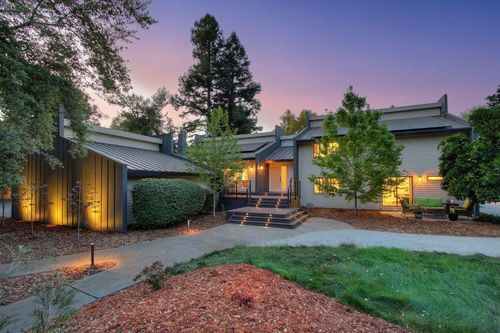 38364 Wisteria Way, Davis, CA, 95616-9744 | Card Image