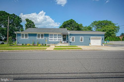 21 N Grand Street, HAMMONTON, NJ, 08037 | Card Image