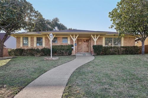 1522 Meadow Valley Lane, Dallas, TX, 75232 | Card Image