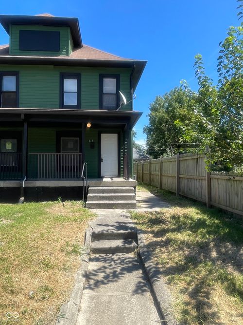 613 N Tacoma Ave, Indianapolis, IN, 46201-2146 | Card Image