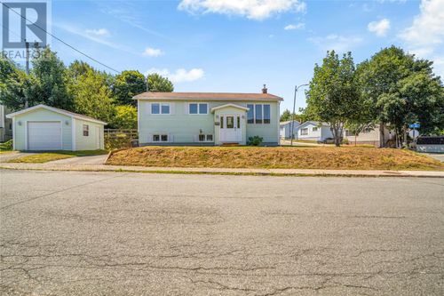 13 Municipal Ave, Mount Pearl, NL, A1N1M4 | Card Image