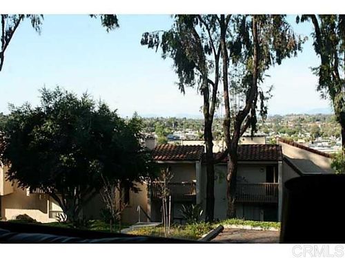 726 Silver Dr, Vista, CA, 92083 | Card Image