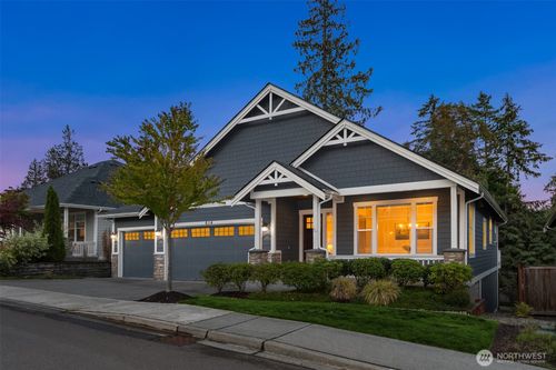 614 Landmark Ct Ne, Bainbridge Island, WA, 98110-2764 | Card Image