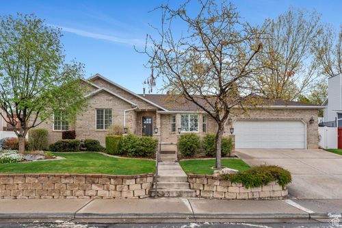 253 Ridge Rd, Orem, UT, 84057-2268 | Card Image