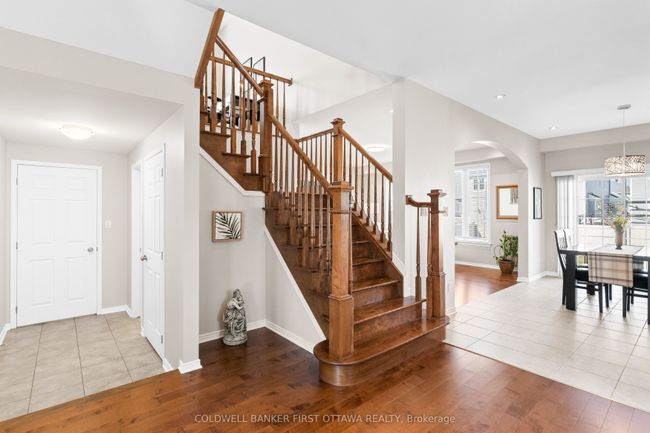 831 Dalkena Pl, House other with 4 bedrooms, 4 bathrooms and 4 parking in Nepean ON | Image 16
