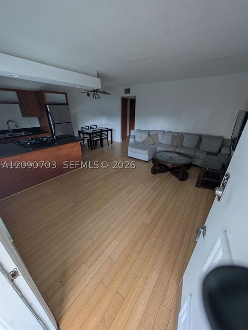 9-10101 W Bay Harbor, Bay Harbor Islands, FL, 33154 | Card Image