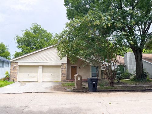 2827 Waypark Dr, Houston, TX, 77082-2013 | Card Image
