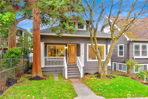715 27th Ave, Seattle, WA, 98122-4921 | Card Image