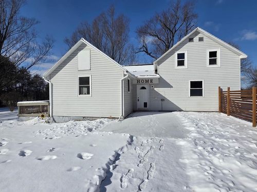 N6611 State Road 22, Montello, WI, 53949-8361 | Card Image