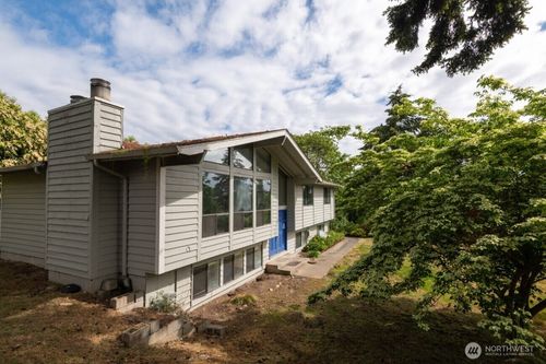 1702 Browns Point Blvd, Tacoma, WA, 98422-2370 | Card Image
