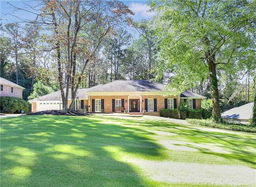 5735 Riverwood Dr, Sandy Springs, GA, 30328-3726 | Card Image