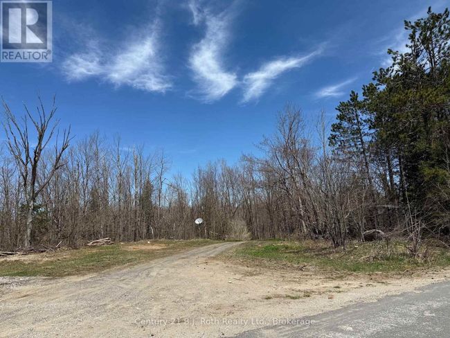 1087 Merkley Rd, House other with 2 bedrooms, 3 bathrooms and 10 parking in Gravenhurst ON | Image 34