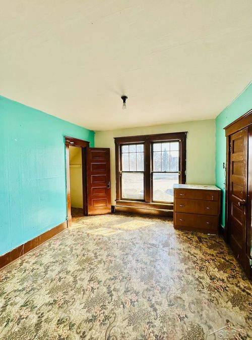 639 N Center St, Sebewaing, MI, 48759-1015 | Card Image