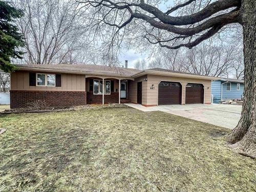 467 Rohr St, Arnolds Park, IA, 51331-7104 | Card Image