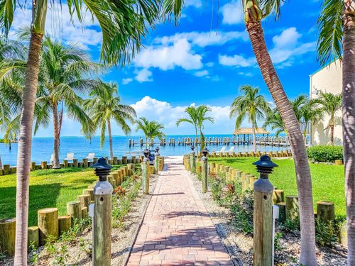 apt-g5-87200 Overseas Hwy, Islamorada, FL, 33036-3103 | Card Image