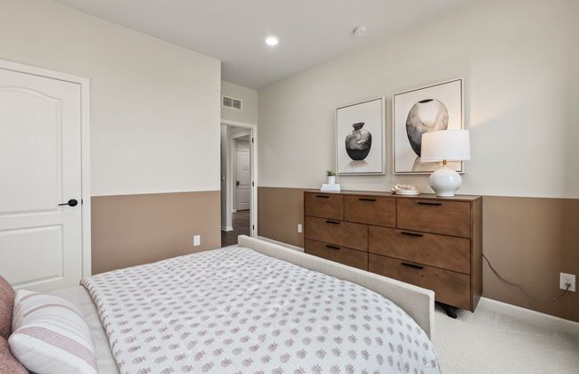 Guest Bedroom | Image 15