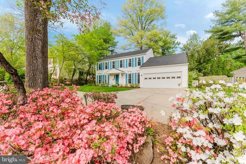 10727 Shingle Oak Ct, BURKE, VA, 22015-2445 | Card Image