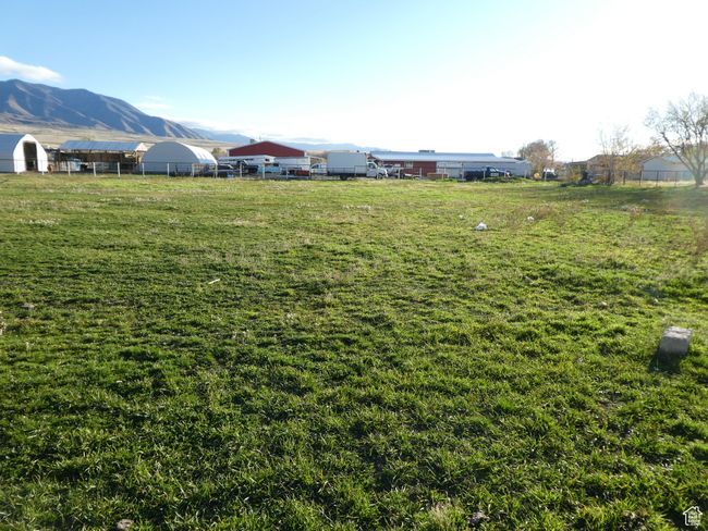 View of yard featuring a mountain view | Image 8
