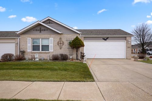 321 Valley Ct, Lowell, IN, 46356 | Card Image