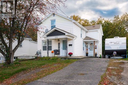 133 Princess Street E, North Bay (Central), ON, P1B1P8 | Card Image