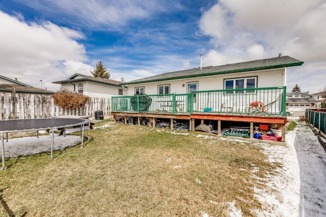 126 Stafford Street, Home with 5 bedrooms, 3 bathrooms and 5 parking in Crossfield AB | Image 24