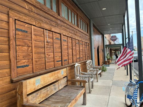 120 N Austin Street, Comanche, TX, 76442 | Card Image