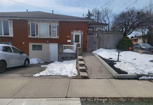 467 Limeridge Rd W, Hamilton, ON, L9C2V7 | Card Image