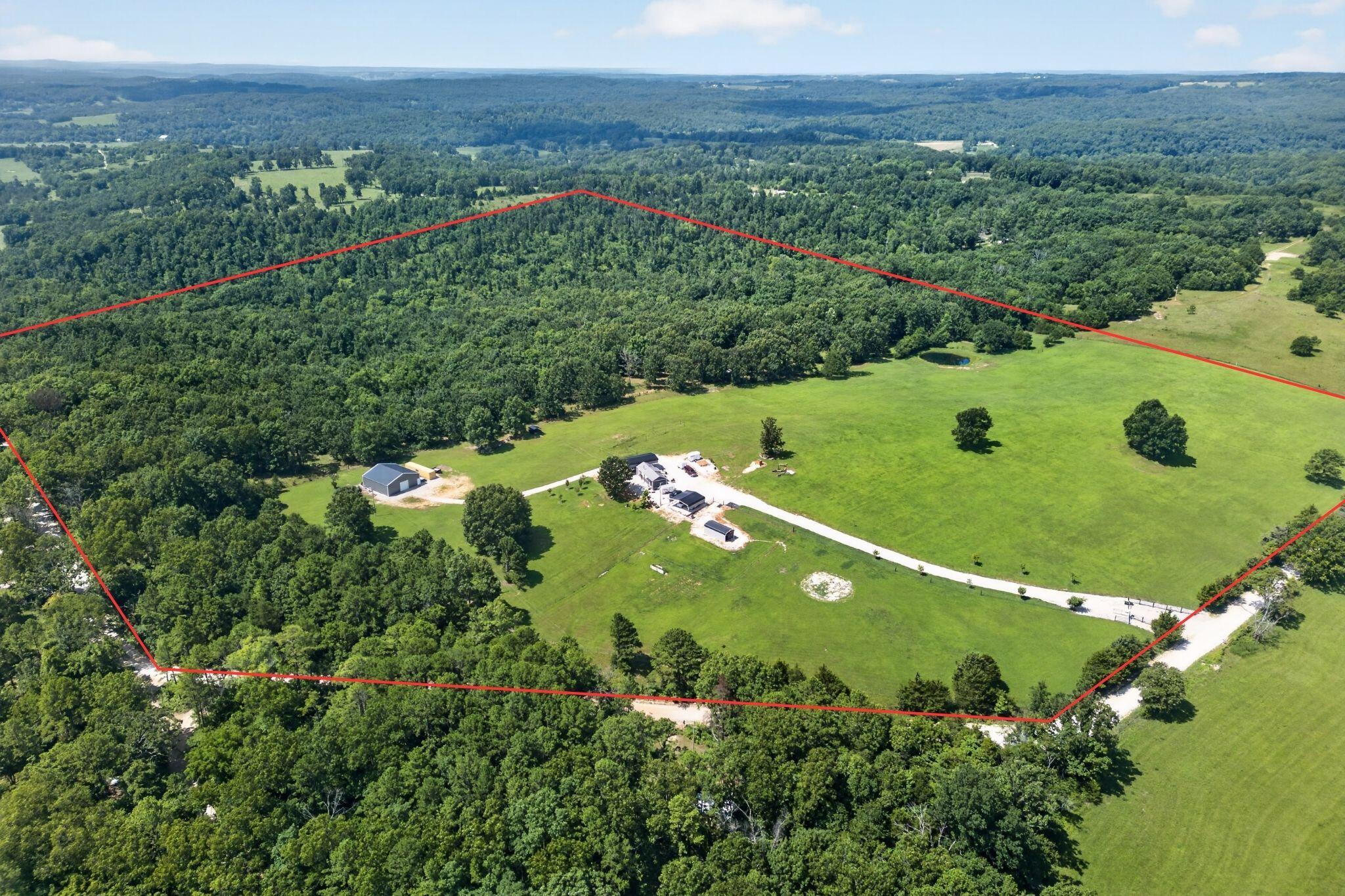 10616 Dogwood Rd, Mountain Grove, MO 65711