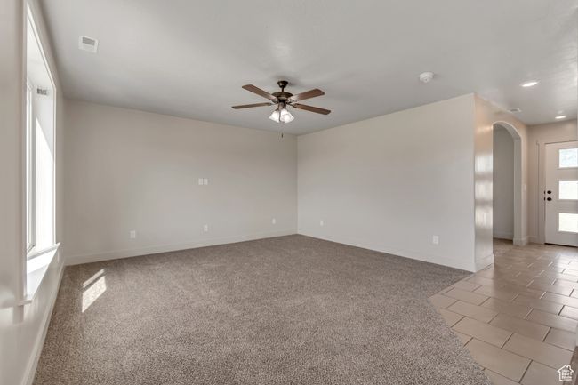 182 W Braeburn Ln, House other with 4 bedrooms, 3 bathrooms and 2 parking in Santaquin UT | Image 5