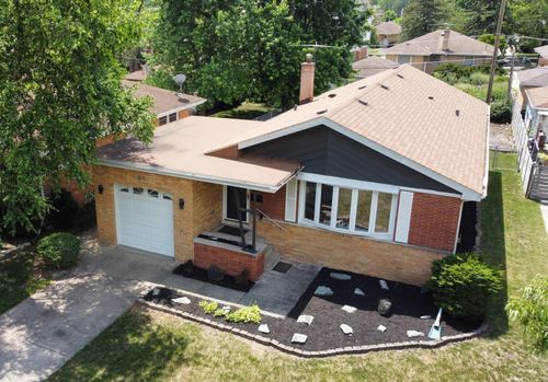 1234 Community Dr, La Grange Park, IL, 60526-1066 | Card Image